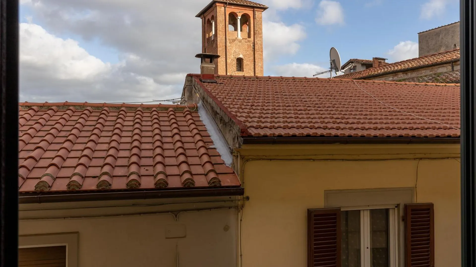 Piazza Artigiani Pisa Lovely Apartment