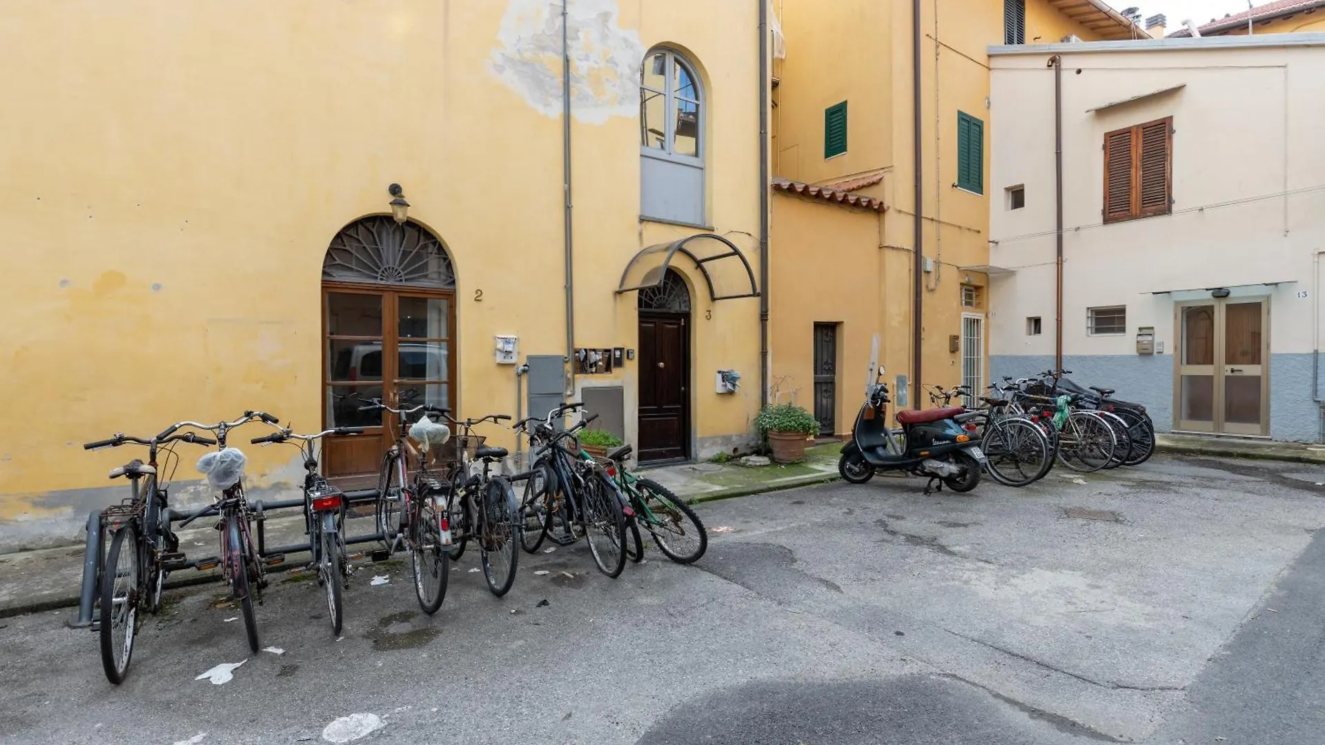Piazza Artigiani Pisa Lovely Apartment Italia